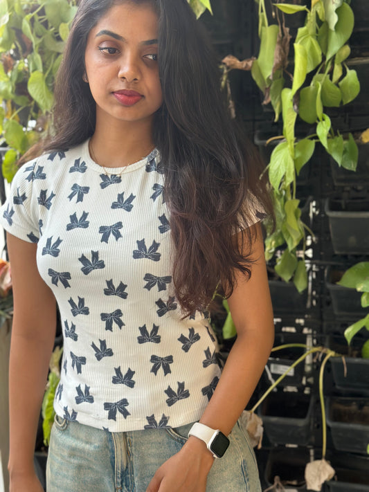 blue ribbon crop tee