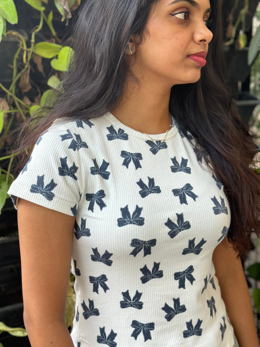 blue ribbon crop tee